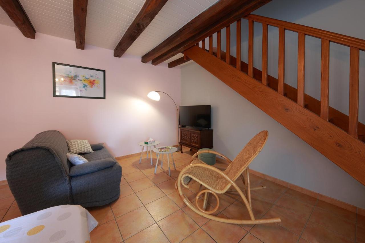 Gite La Loge Des Fees Latillé المظهر الخارجي الصورة